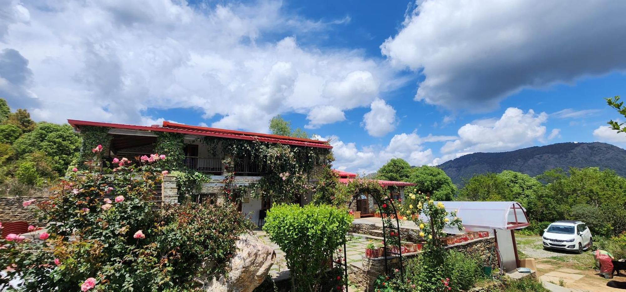 Dunagiri Retreat Dwarahat Esterno foto